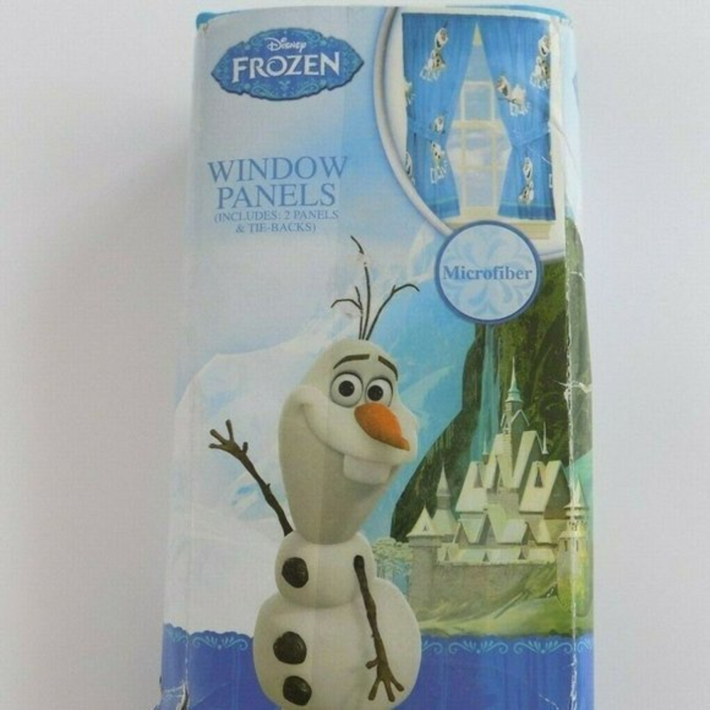 Disney Frozen Window‎ Panels - 82in x 63 in
